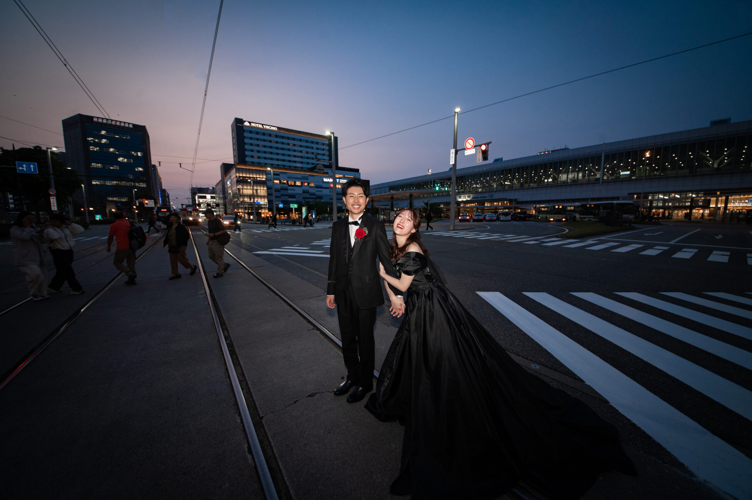 洋装　結婚式前撮り ウェディングフォト