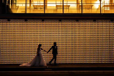 洋装　結婚式前撮り　 ウェディングドレス 雨晴